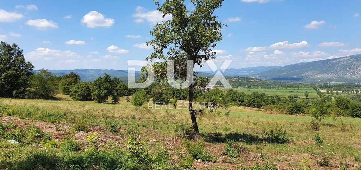 ISTRIA, LABIN - Terreno edificabile, punto turistico, TP10, con vista fantastica