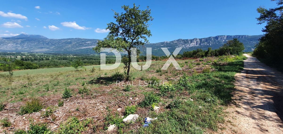 ISTRIA, LABIN - Terreno edificabile, punto turistico, TP10, con vista fantastica
