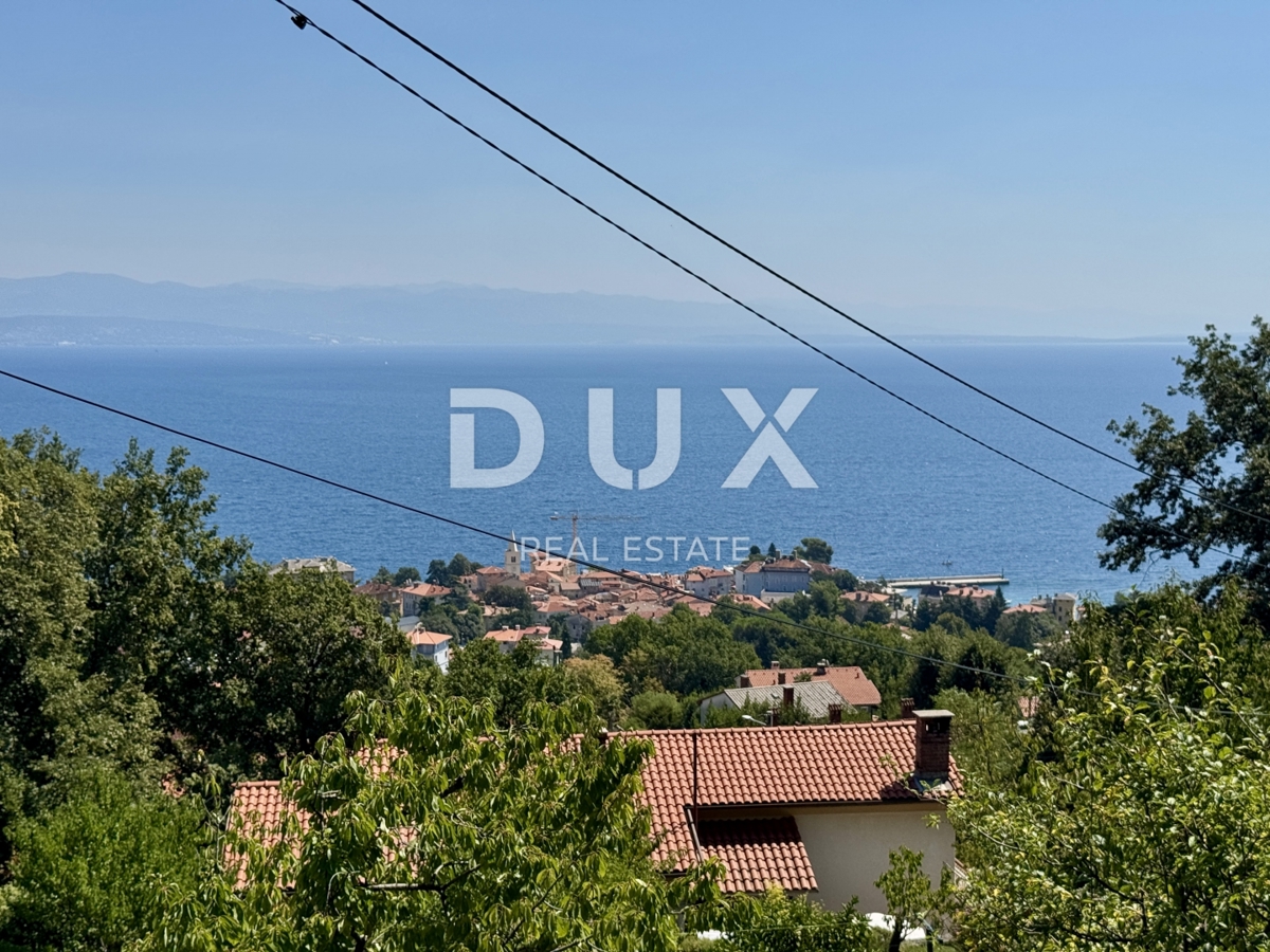 ABBAZIA, LOVRAN - nuovo - bellissimo terreno edificabile per una casa familiare o una villa con piscina con vista sul mare