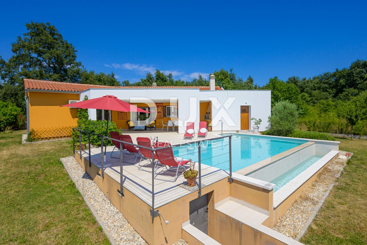 ISTRIA, SVETVINČENAT - Villa moderna in un'ottima posizione