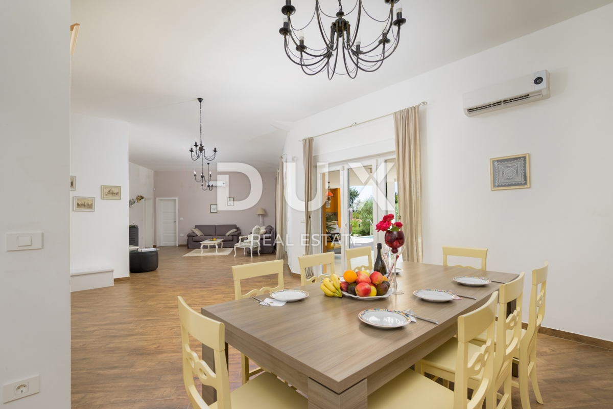ISTRIA, SVETVINČENAT - Villa moderna in un'ottima posizione