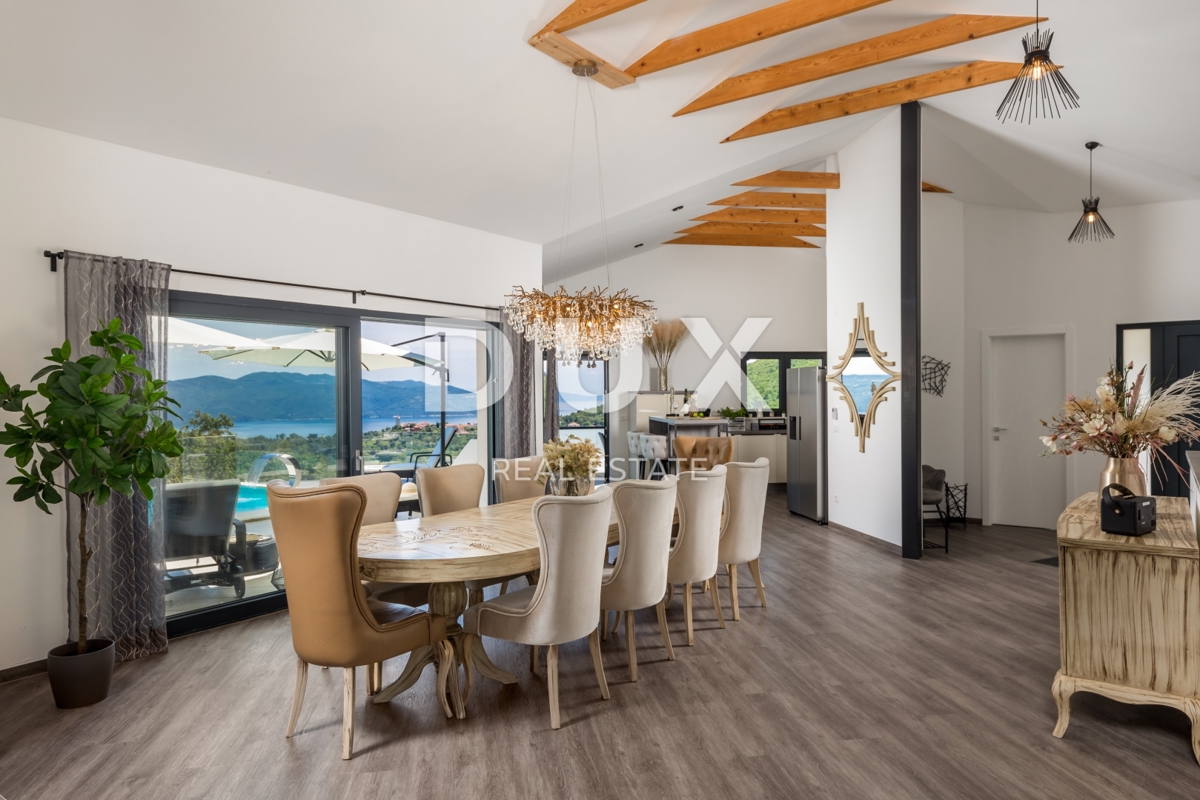 OPATIJA, BRSEČ – Villa esclusiva con vista sensazionale