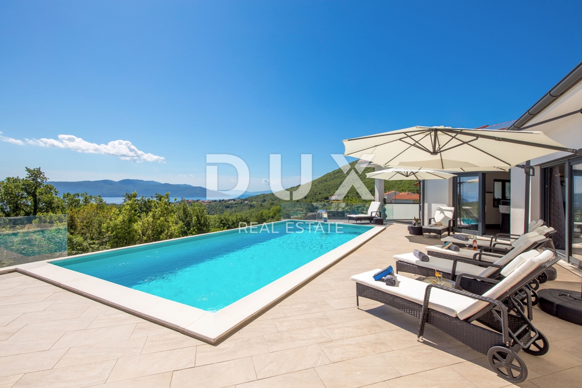 OPATIJA, BRSEČ – Villa esclusiva con vista sensazionale
