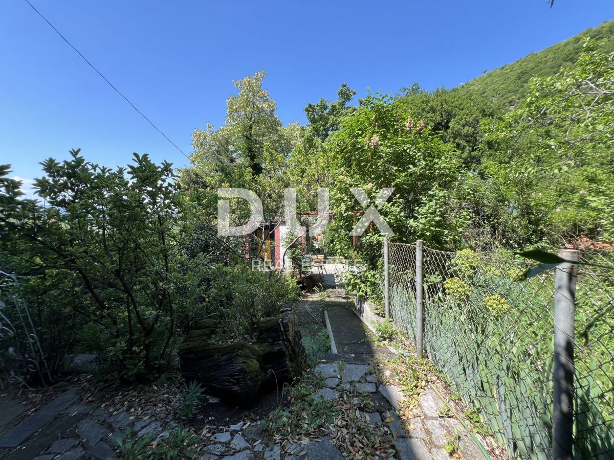 RIJEKA - appartamento di 179 m2 con giardino di 550 m2