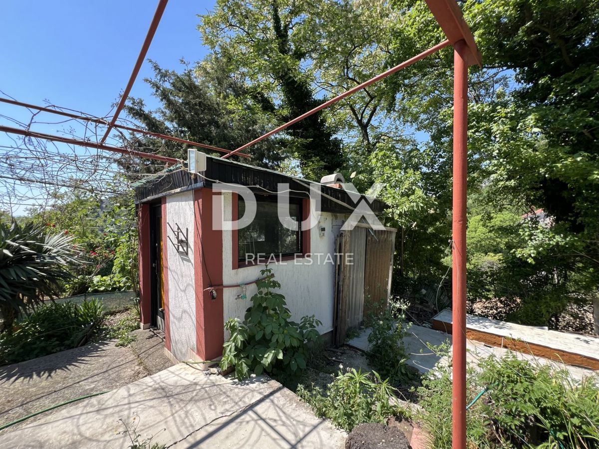 RIJEKA - appartamento di 179 m2 con giardino di 550 m2