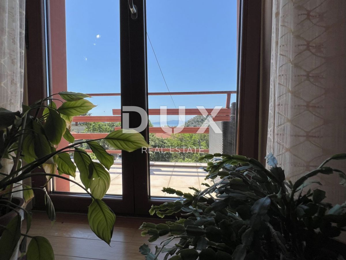 RIJEKA - appartamento di 179 m2 con giardino di 550 m2