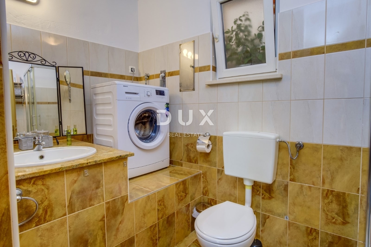 MALI LOŠINJ - Due appartamenti con giardino, terrazza a soli 130 metri dal mare