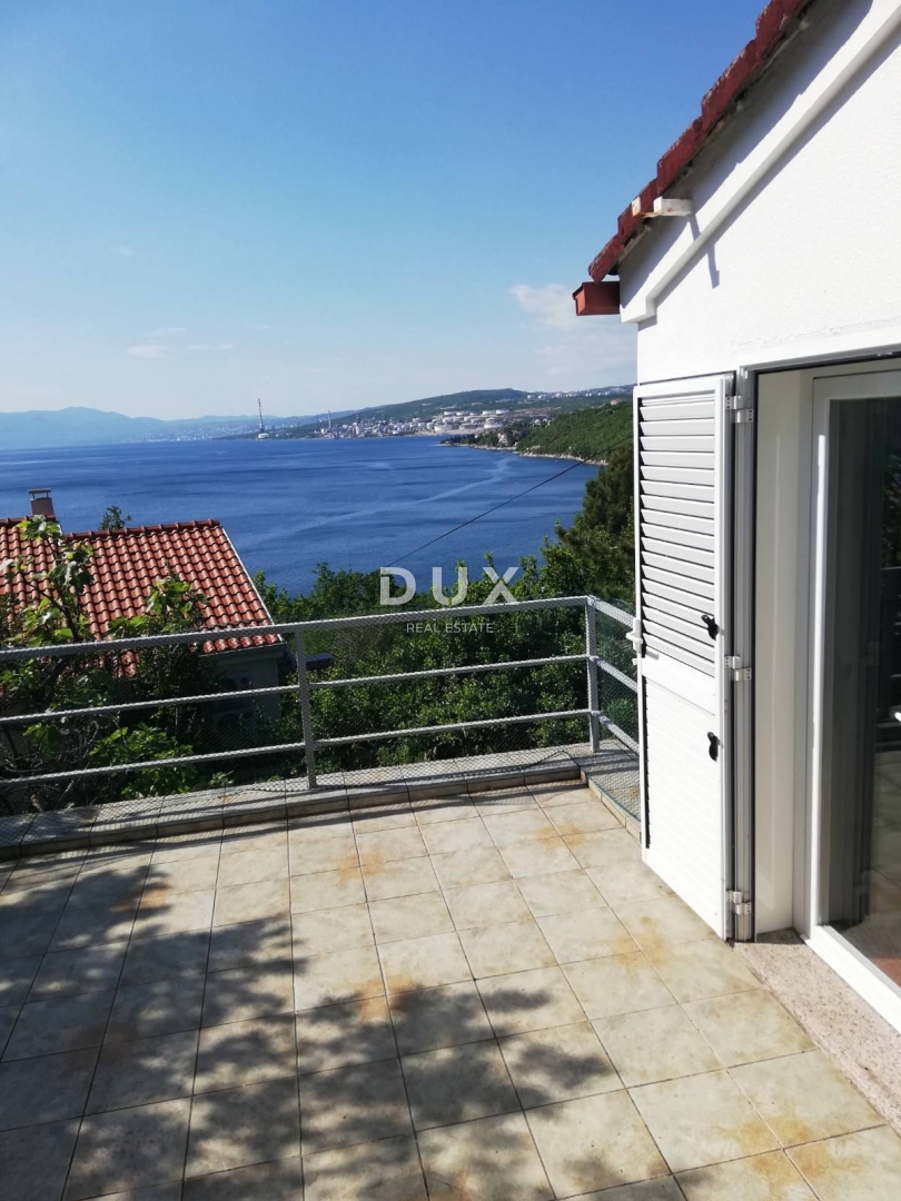 KRALJEVICA - casa con due appartamenti, seconda fila al mare