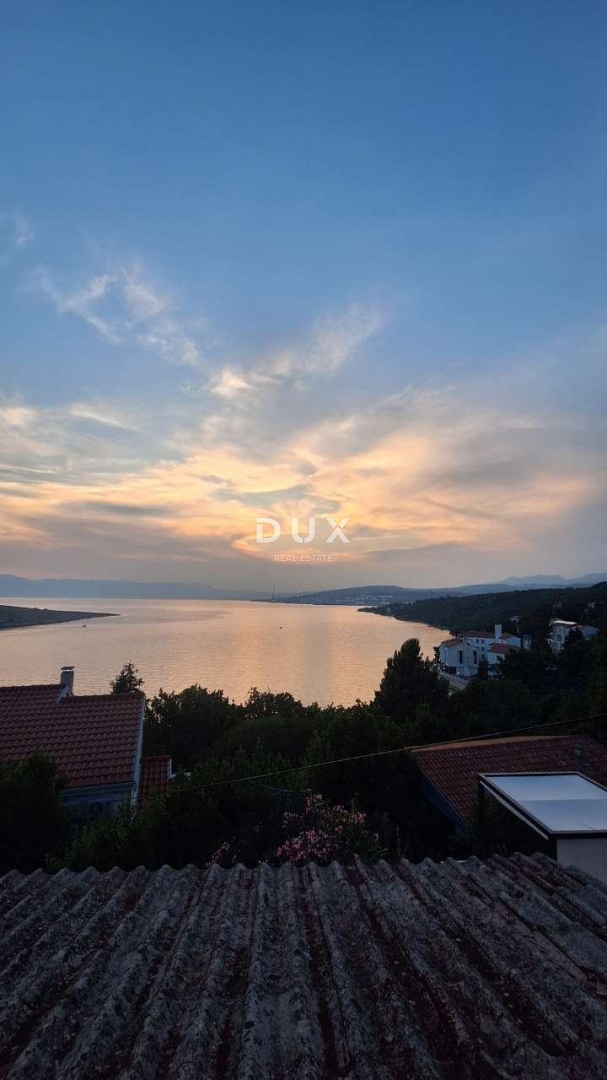 KRALJEVICA - casa con due appartamenti, seconda fila al mare