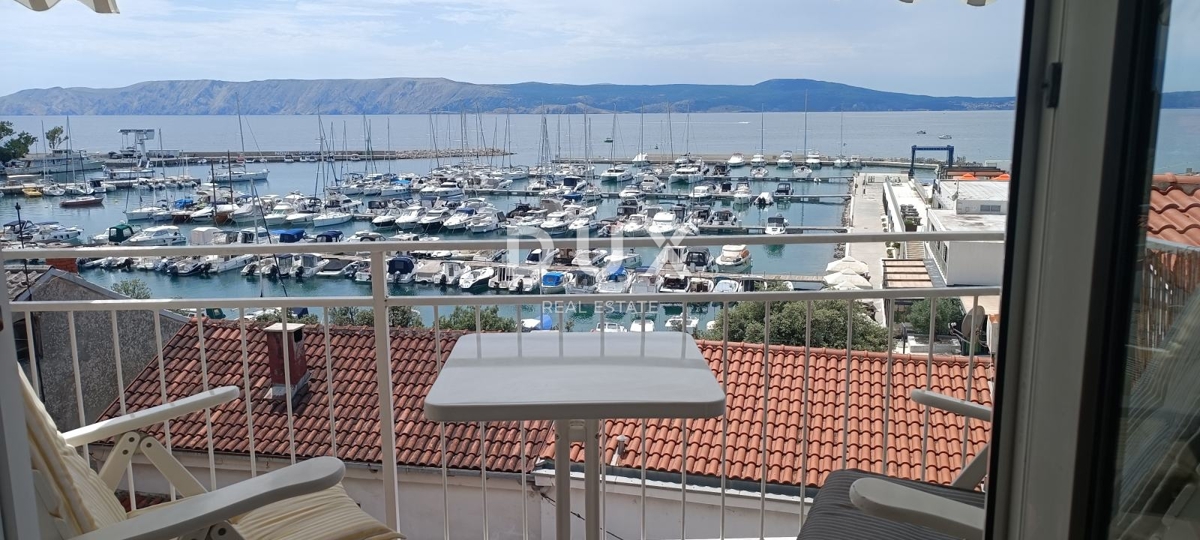 NOVI VINODOLSKI - appartamento con una splendida vista sul mare e sul porto turistico
