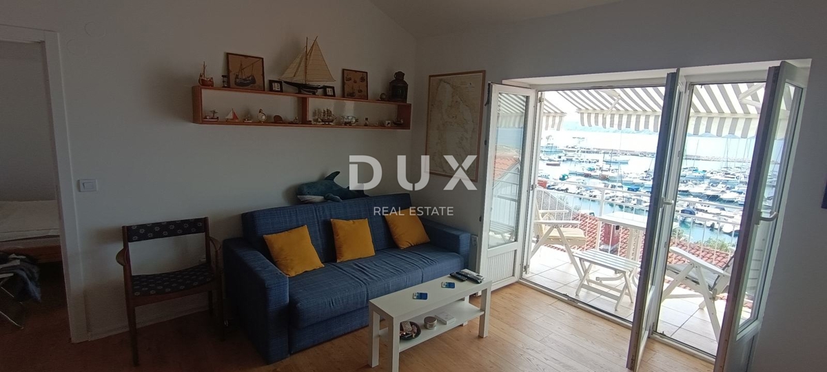 NOVI VINODOLSKI - appartamento con una splendida vista sul mare e sul porto turistico