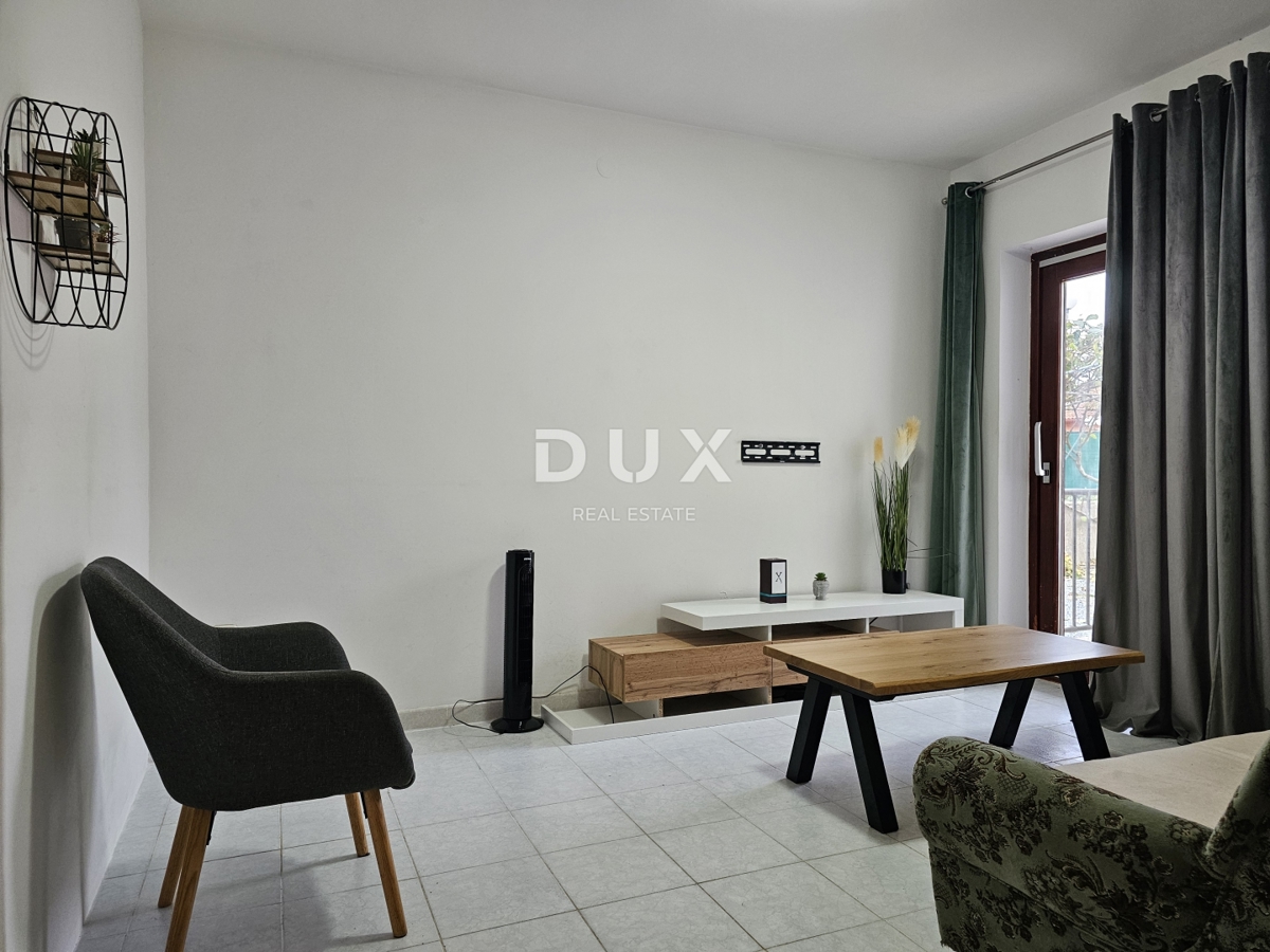 ISOLA DI KRK, CITTÀ DI KRK - Appartamento ideale al piano terra con parcheggio