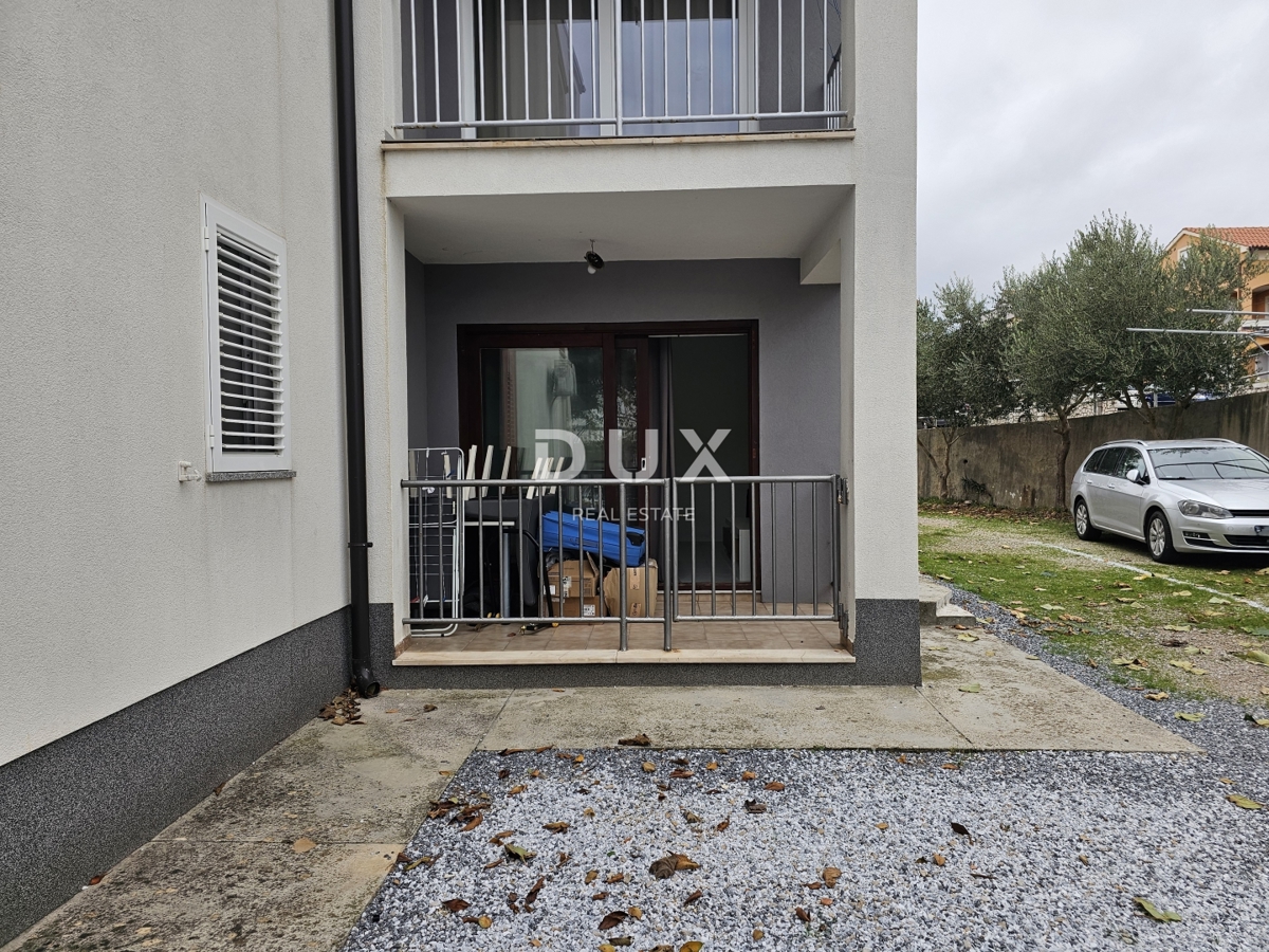 ISOLA DI KRK, CITTÀ DI KRK - Appartamento ideale al piano terra con parcheggio