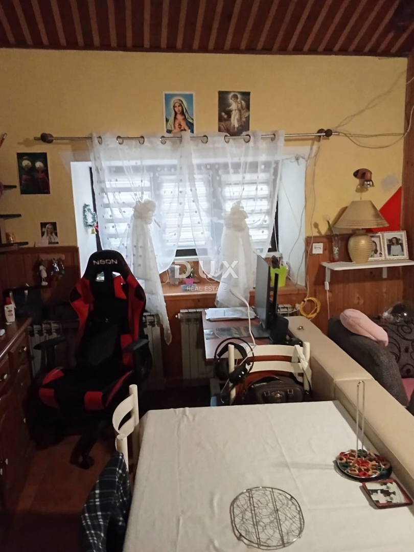 ABBAZIA, MATULJI, JURDANI - casa con garage e giardino di 863 m2!!! OPPORTUNITÀ!!!