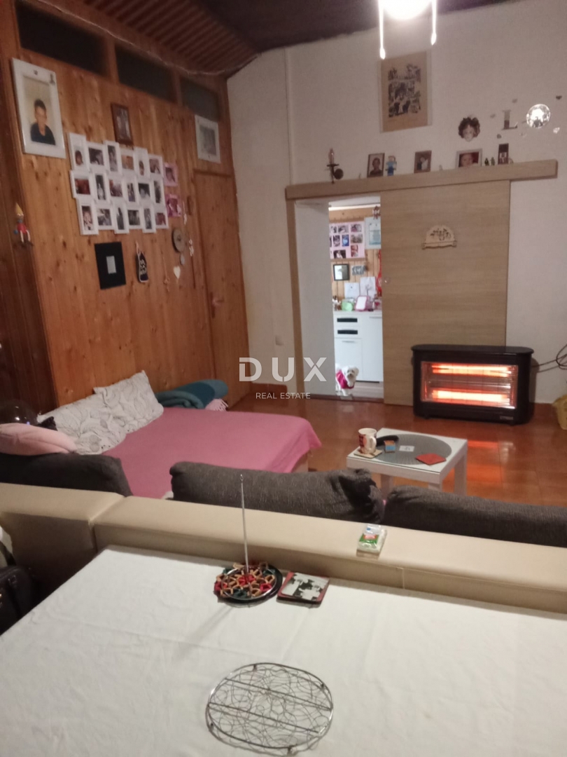 ABBAZIA, MATULJI, JURDANI - casa con garage e giardino di 863 m2!!! OPPORTUNITÀ!!!