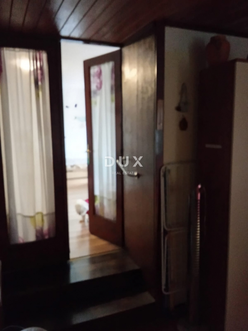 ABBAZIA, MATULJI, JURDANI - casa con garage e giardino di 863 m2!!! OPPORTUNITÀ!!!