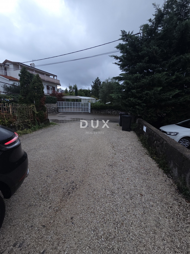 OPATIJA, POBRI, MATULJI – terreno edificabile 1600 m2 per una casa unifamiliare / edificio residenziale - appartamenti / casa in affitto con piscina 