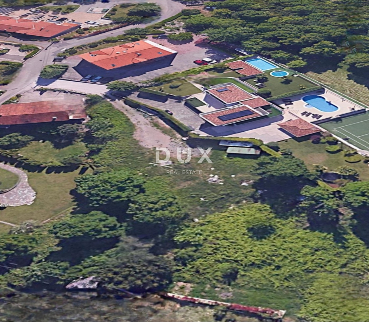 OPATIJA, POBRI, MATULJI – terreno edificabile 1600 m2 per una casa unifamiliare / edificio residenziale - appartamenti / casa in affitto con piscina 