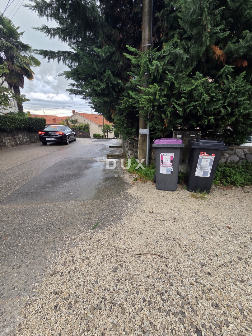 OPATIJA, POBRI, MATULJI – terreno edificabile 1600 m2 per una casa unifamiliare / edificio residenziale - appartamenti / casa in affitto con piscina 