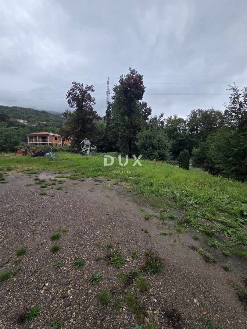 OPATIJA, POBRI, MATULJI – terreno edificabile 1600 m2 per una casa unifamiliare / edificio residenziale - appartamenti / casa in affitto con piscina 