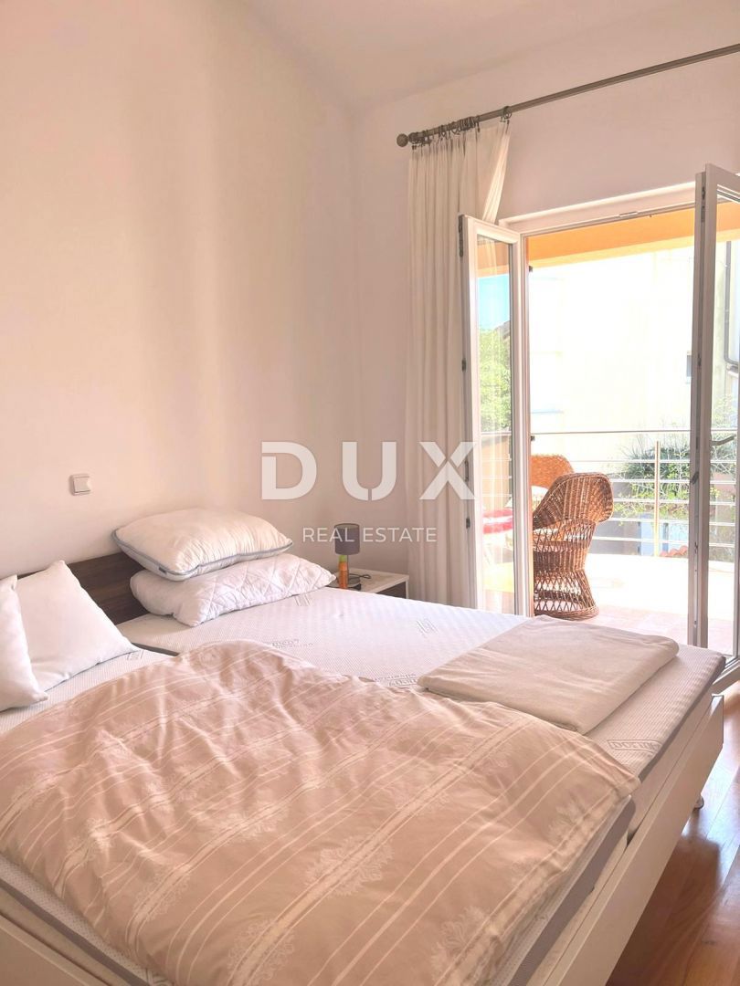 ISTRIA, PREMANTURA - Casa con garage vicino alla spiaggia e a Capo Kamenjak