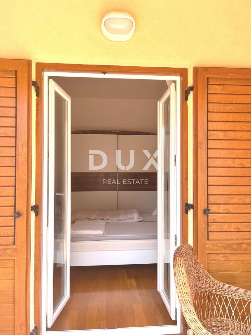 ISTRIA, PREMANTURA - Casa con garage vicino alla spiaggia e a Capo Kamenjak