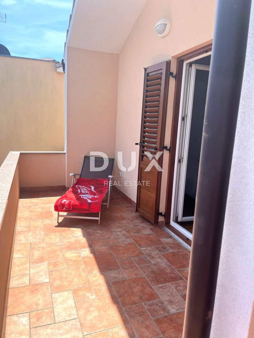 ISTRIA, PREMANTURA - Casa con garage vicino alla spiaggia e a Capo Kamenjak