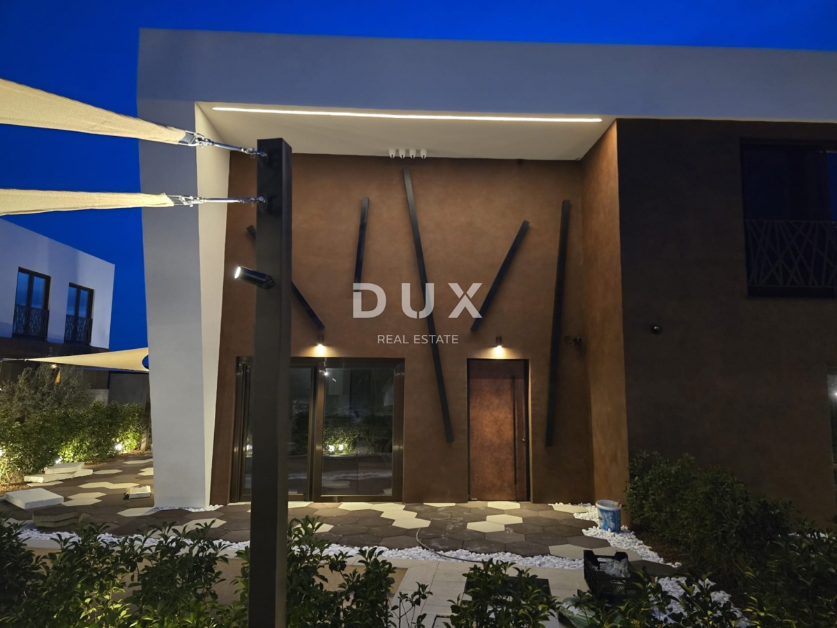 ZADAR, NIN - Appartamento unico con piscina privata! A1