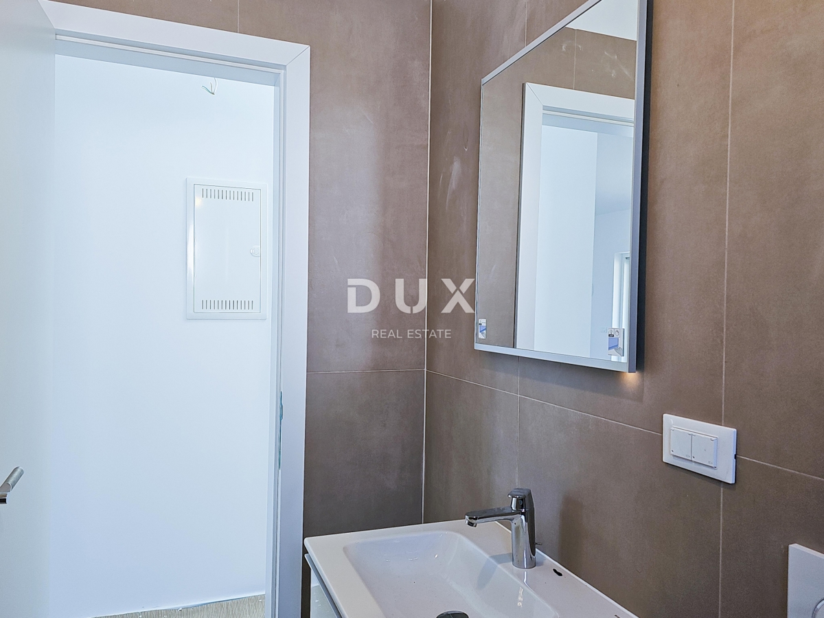 MALI LOŠINJ, CENTRO - Attico unico a 100 metri dal mare!