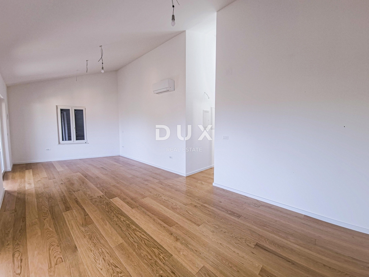 MALI LOŠINJ, CENTRO - Attico unico a 100 metri dal mare!