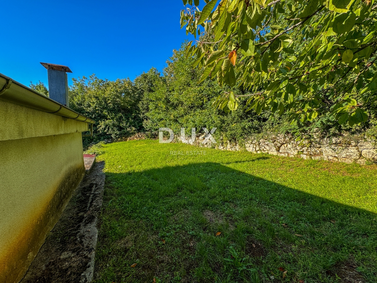 OPATIJA, OPRIĆ – terreno edificabile per investimenti di 2.437 m² con vista sul mare