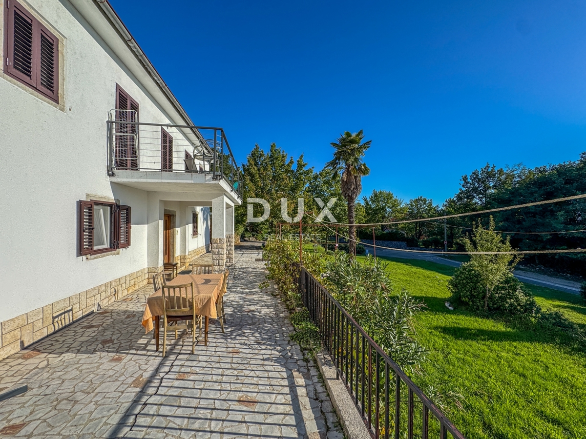 OPATIJA, OPRIĆ – terreno edificabile per investimenti di 2.437 m² con vista sul mare