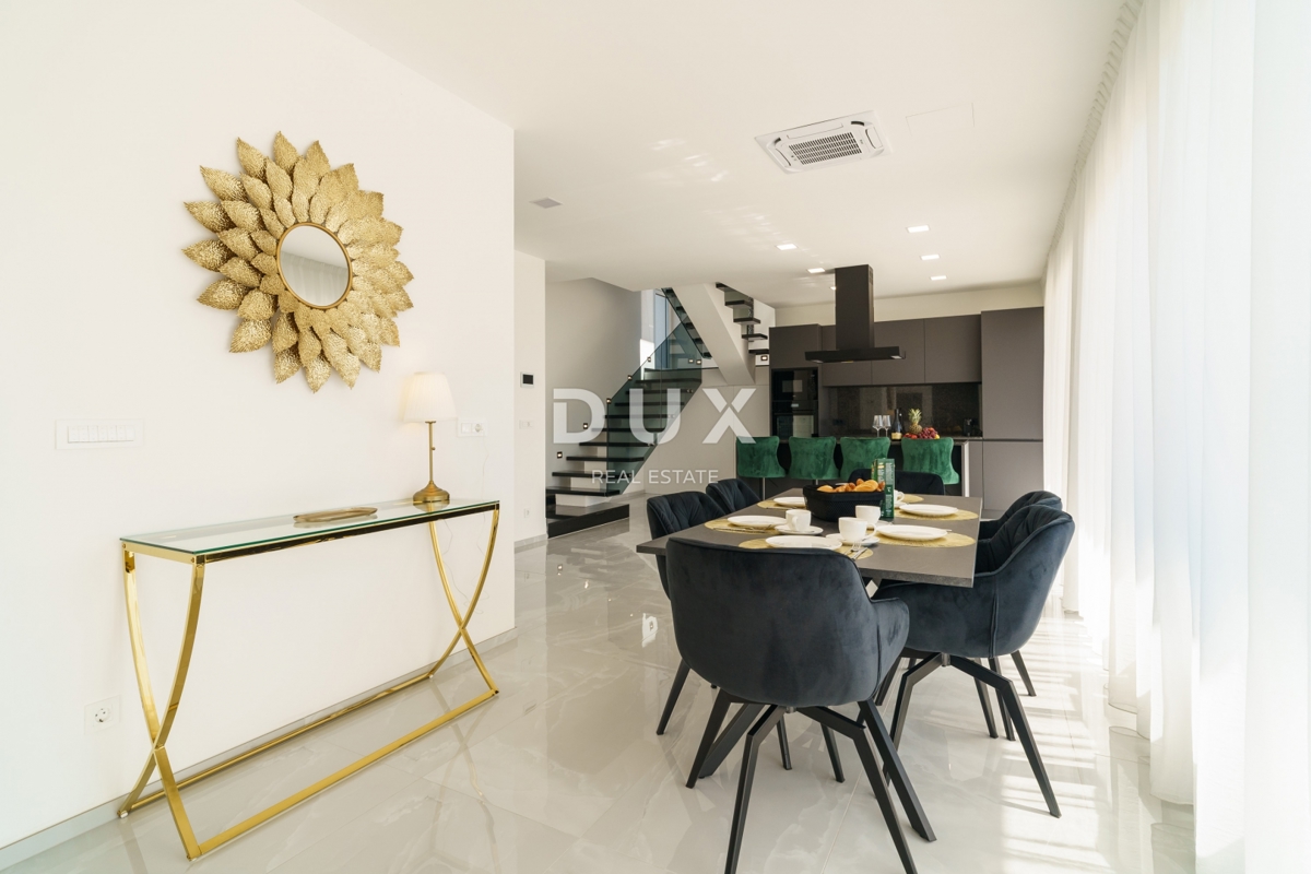 CRIKVENICA, BRIBIR - villa moderna con piscina, vista mare