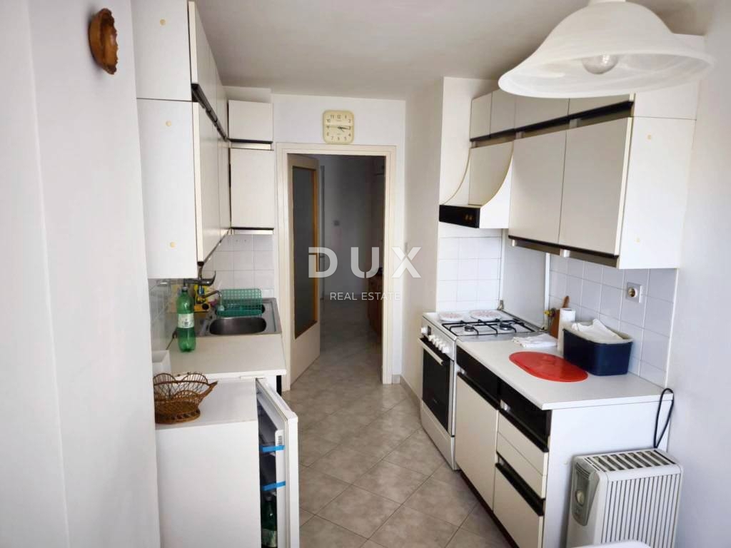 RIJEKA, PODMURVICE - Appartamento, 1 camera da letto + soggiorno, 54m2, con una bellissima vista sul mare