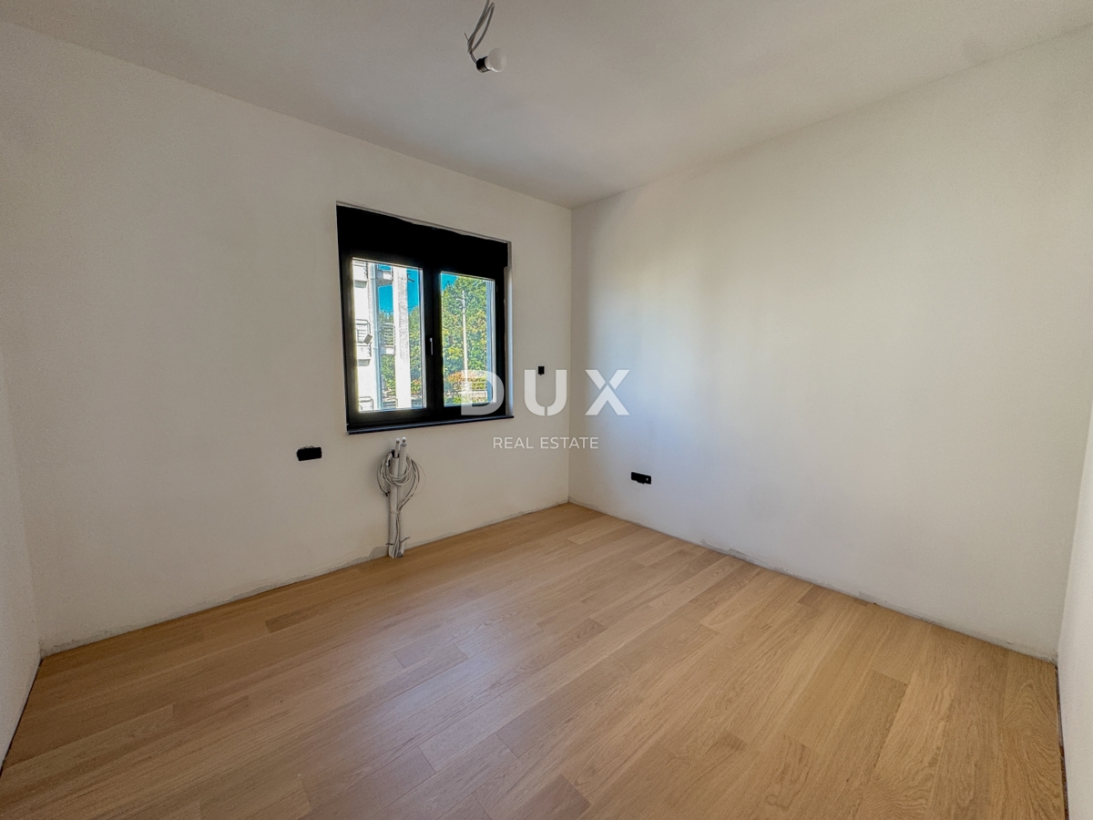 RIJEKA, KANTRIDA - Appartamento di 151 m2 in un lussuoso edificio di nuova costruzione a soli 250 metri dal mare con garage e vista panoramica sul mare