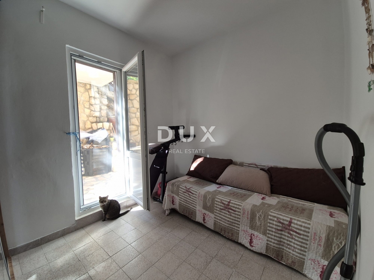 PAG, CITTÀ DI PAG - Spaziosa casa con vista panoramica sul mare e sul Velebit