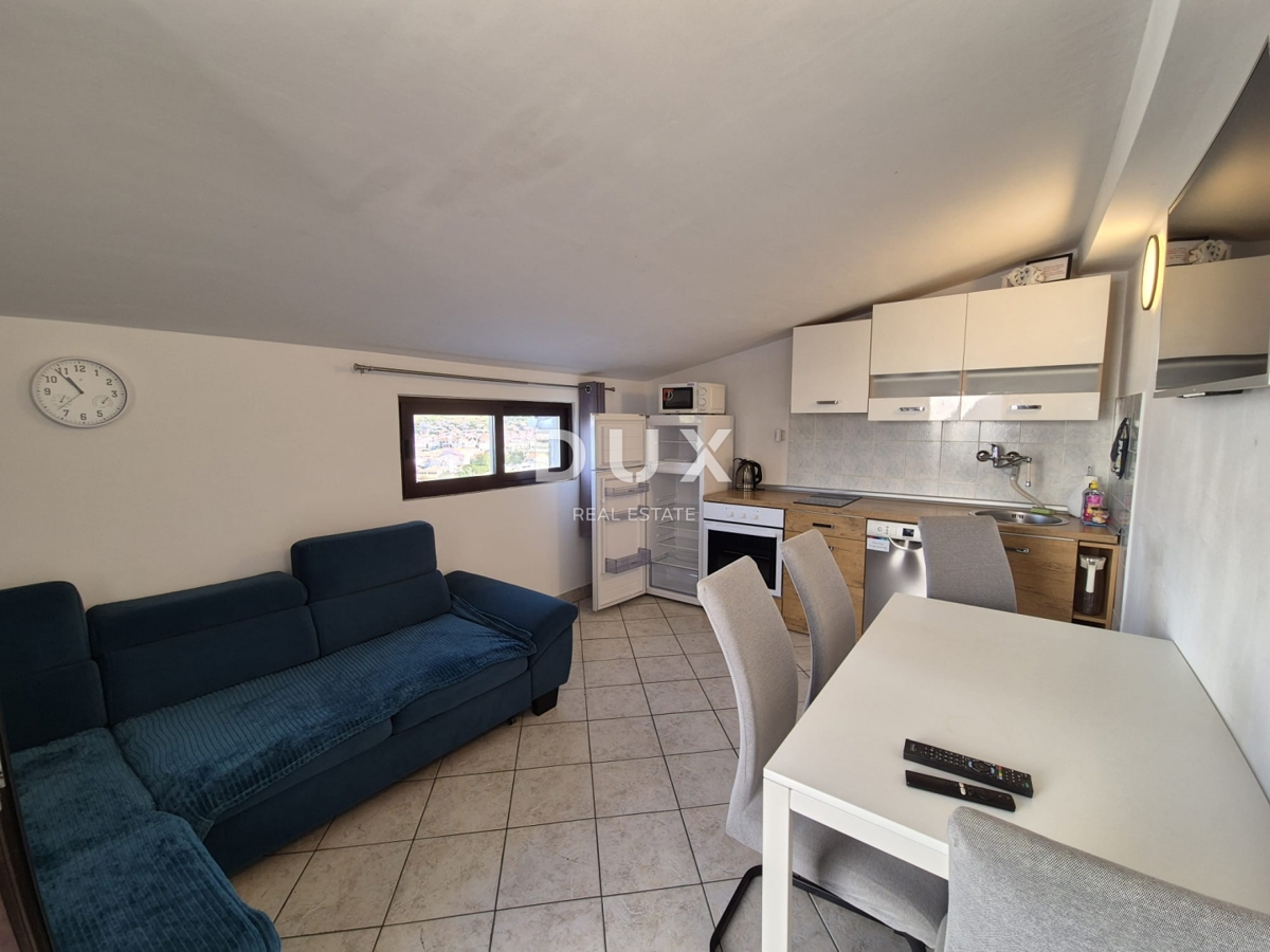 PAG, CITTÀ DI PAG - Spaziosa casa con vista panoramica sul mare e sul Velebit