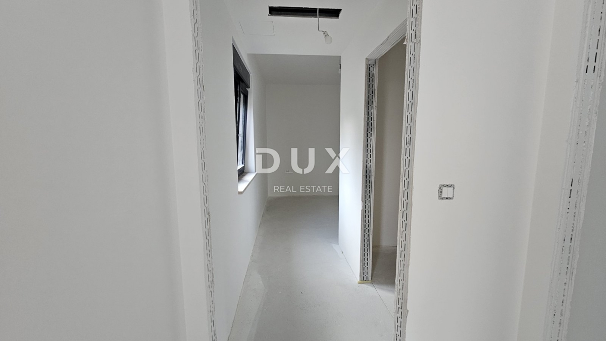 ABBAZIA, LOVRAN - appartamento di lusso di 94 m2 al primo piano, a 300 m dal mare