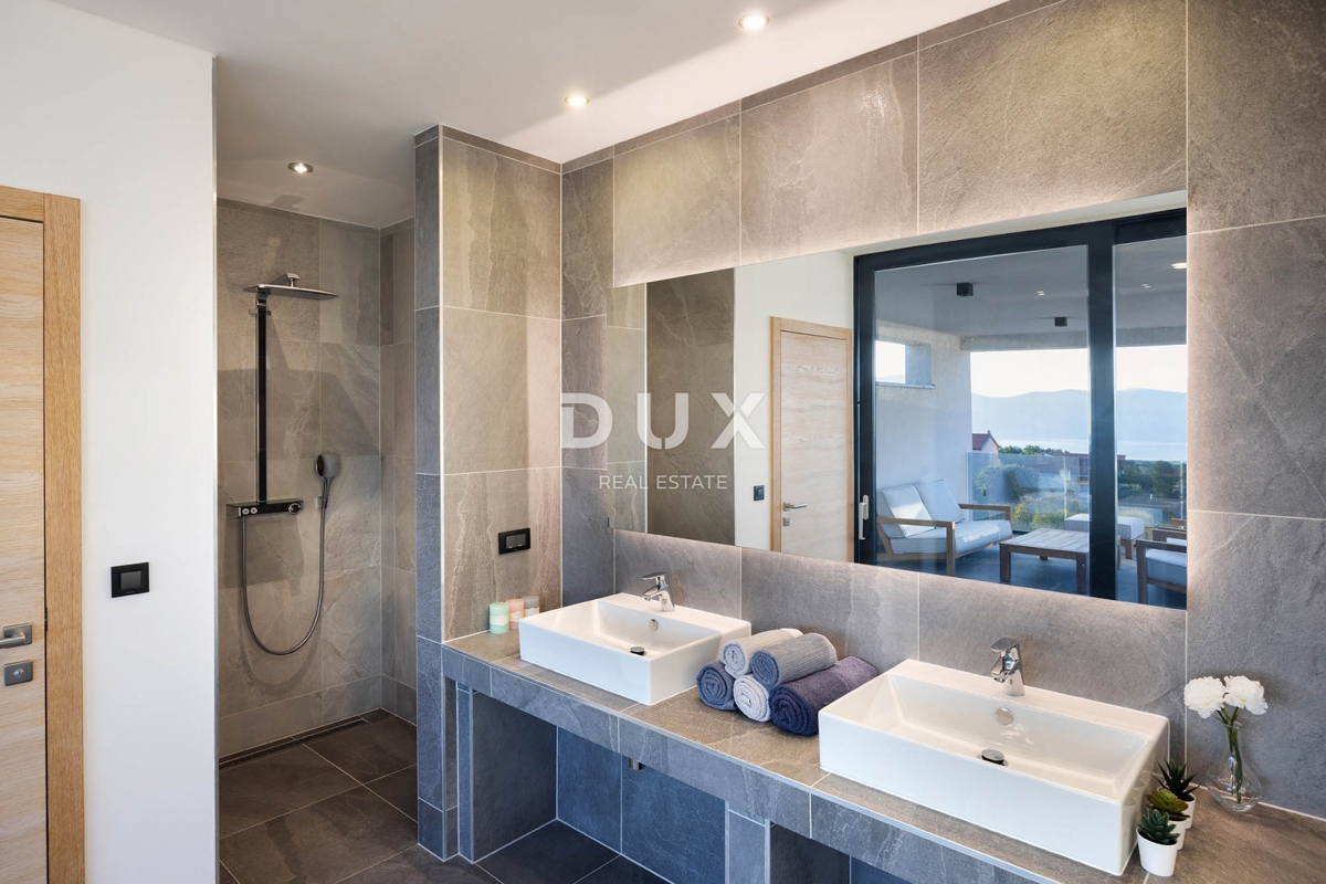 ISOLA DI KRK - prestigioso nuovo edificio con vista mare