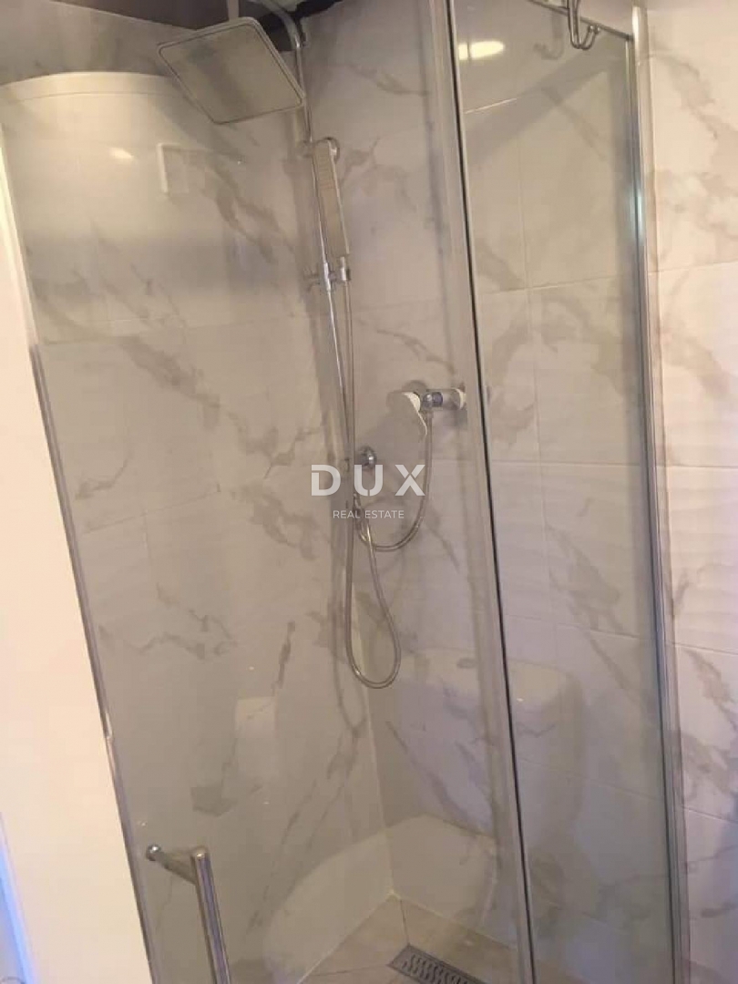 OPATIJA, VOLOSKO - elegante proprietà con due appartamenti a pochi passi dal mare, 87m2