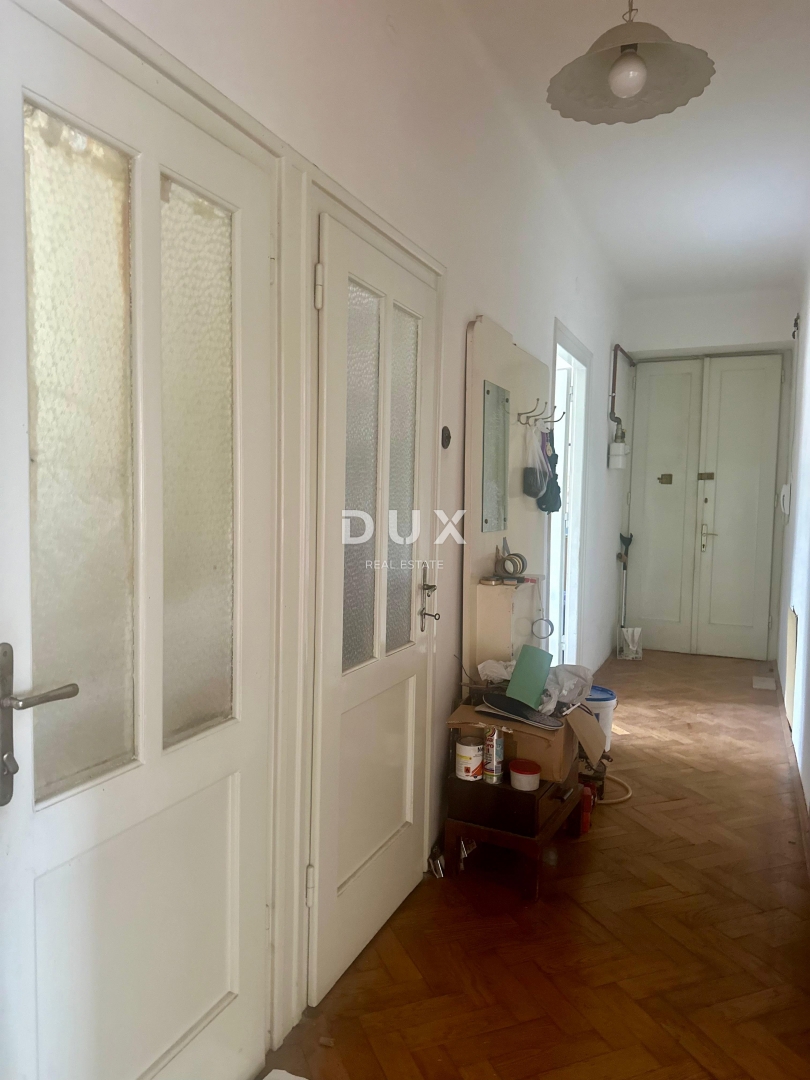 RIJEKA, CENTRO/PEĆINE – Spazioso appartamento con vista mare e sconto esclusivo per un progetto di ristrutturazione!