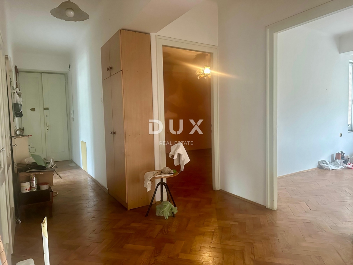 RIJEKA, CENTRO/PEĆINE – Spazioso appartamento con vista mare e sconto esclusivo per un progetto di ristrutturazione!