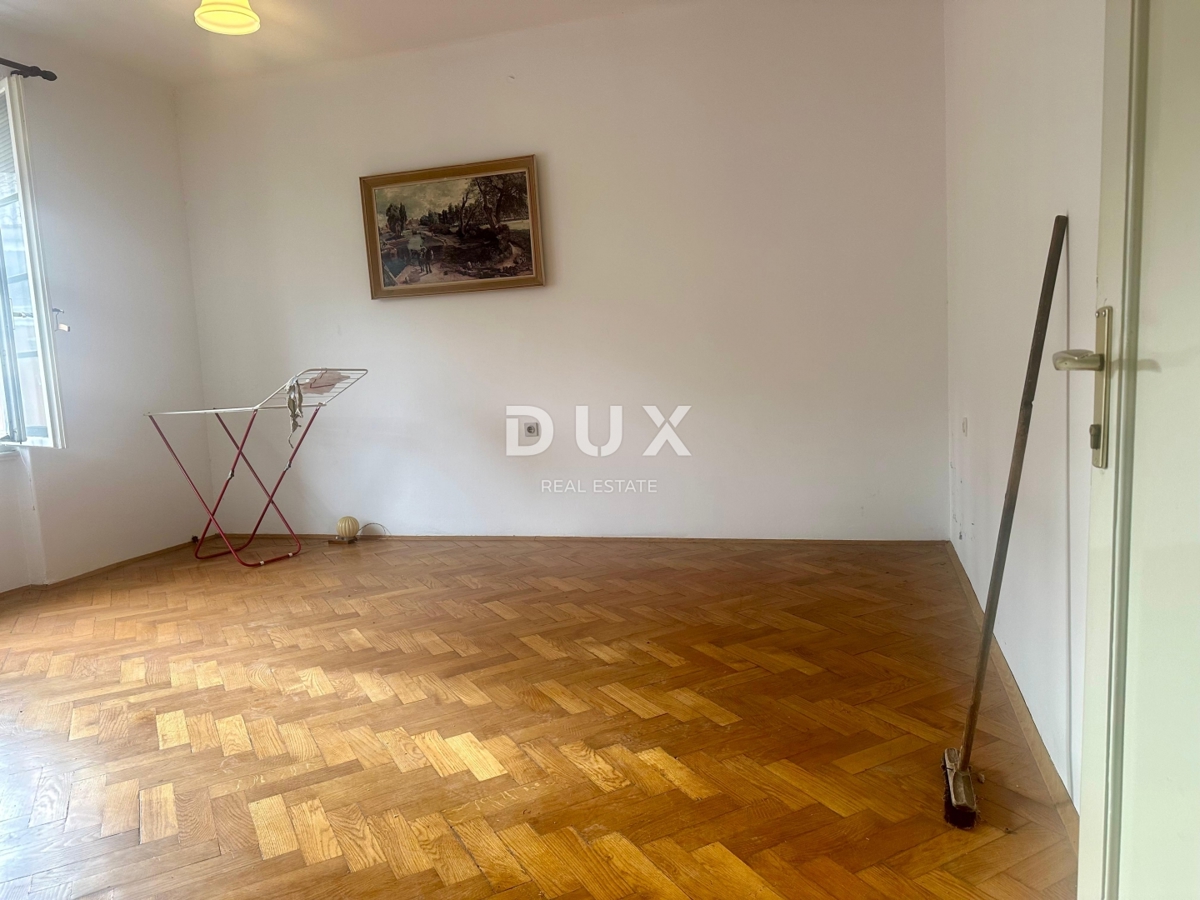 RIJEKA, CENTRO/PEĆINE – Spazioso appartamento con vista mare e sconto esclusivo per un progetto di ristrutturazione!