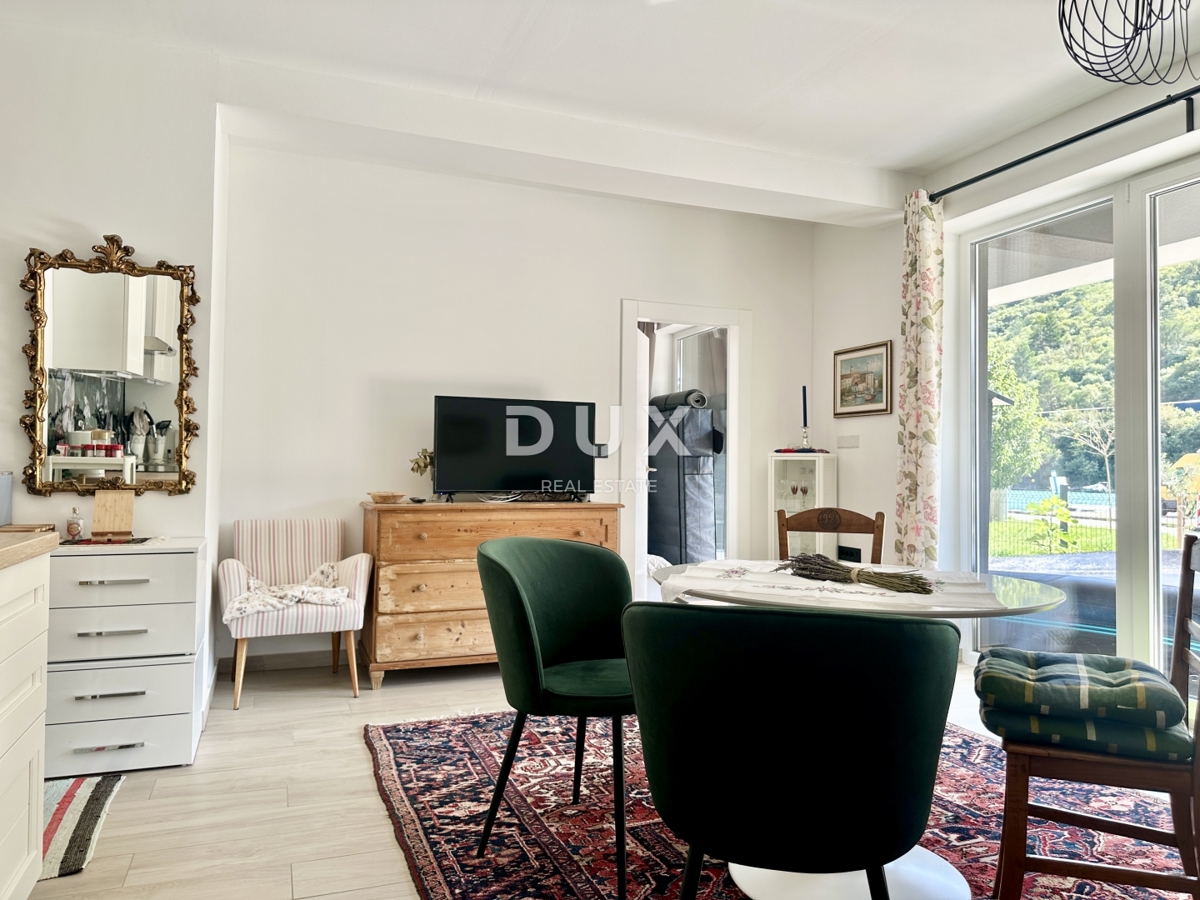 ISTRIA, PLOMIN LUKA - Appartamento prima fila al mare SCONTATO!