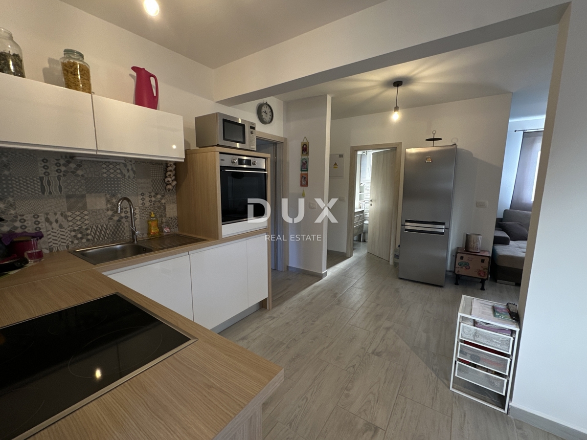 ZADAR, PETRČANE - Appartamento arredato al piano terra con giardino!