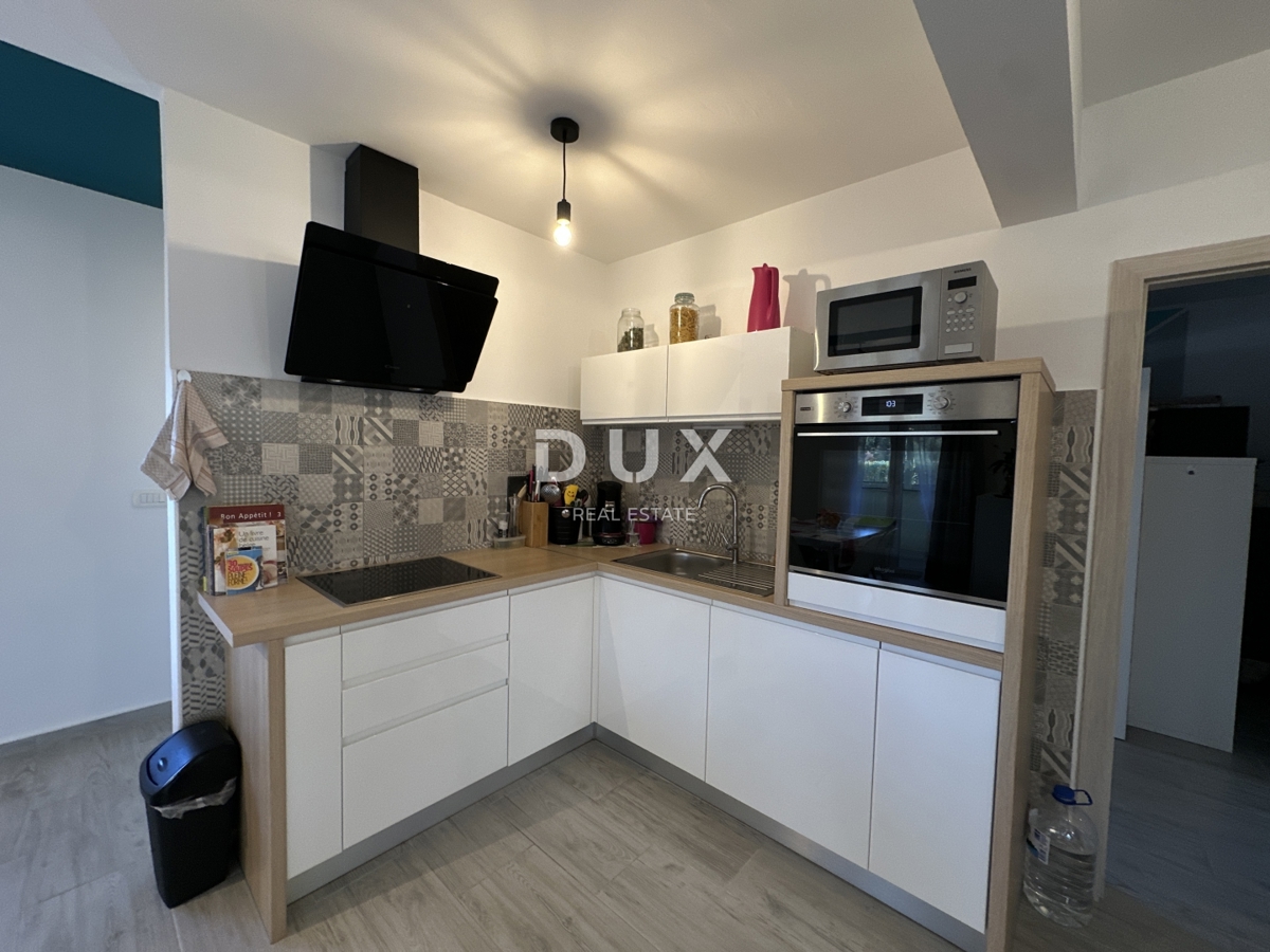 ZADAR, PETRČANE - Appartamento arredato al piano terra con giardino!