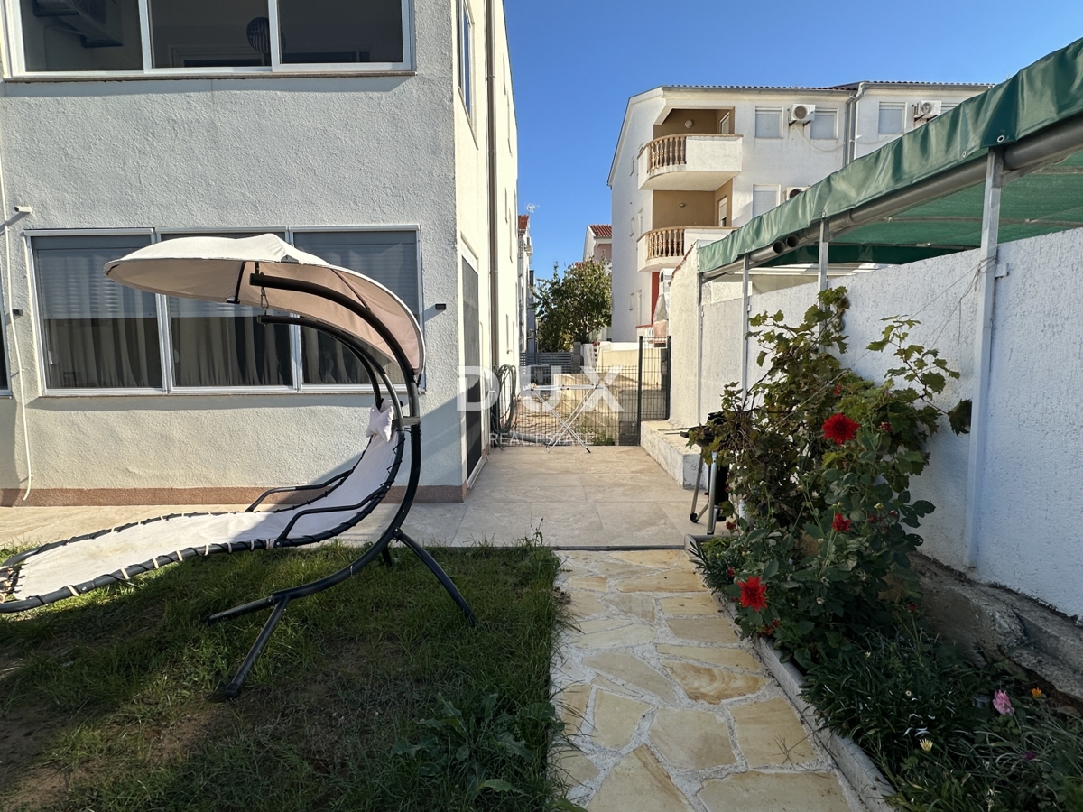 ZADAR, PETRČANE - Appartamento arredato al piano terra con giardino!