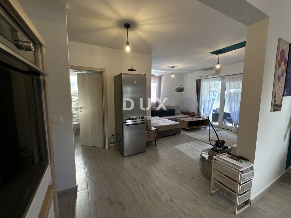 ZADAR, PETRČANE - Appartamento arredato al piano terra con giardino!