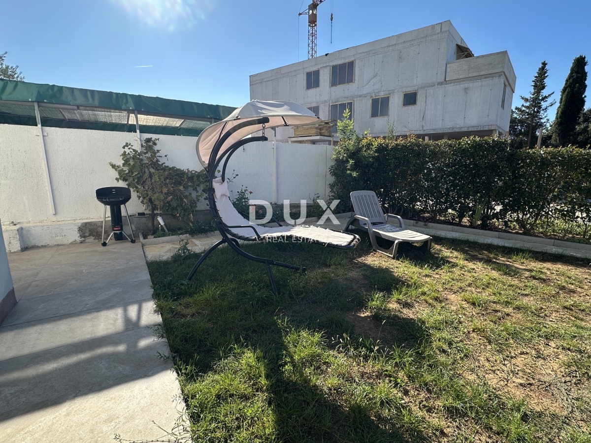 ZADAR, PETRČANE - Appartamento arredato al piano terra con giardino!