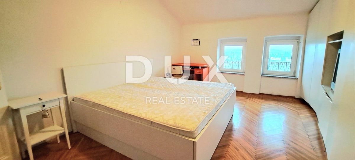 RIJEKA, CENTRO - splendido appartamento con 2 camere da letto e vista mare